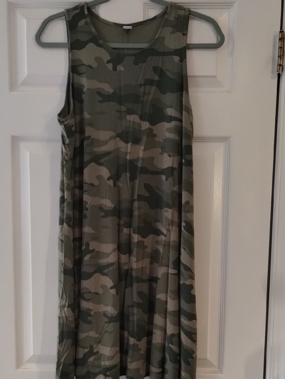 Old Navy Olive Green Camo Midi Dress.  (105)